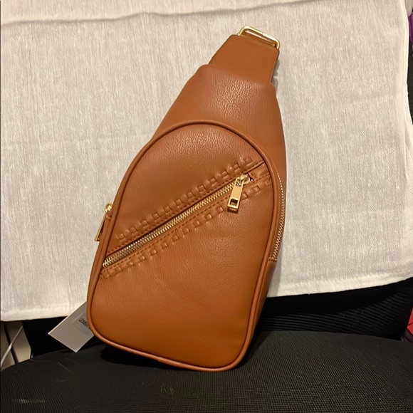 Le Bag - Brown Leather Crossbody Bag - Picture 1 of 3